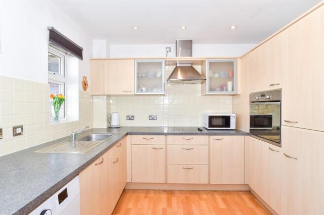 Kitchen/Lounge