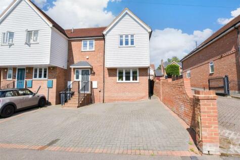 Epping - 3 bedroom semi-detached house for sale