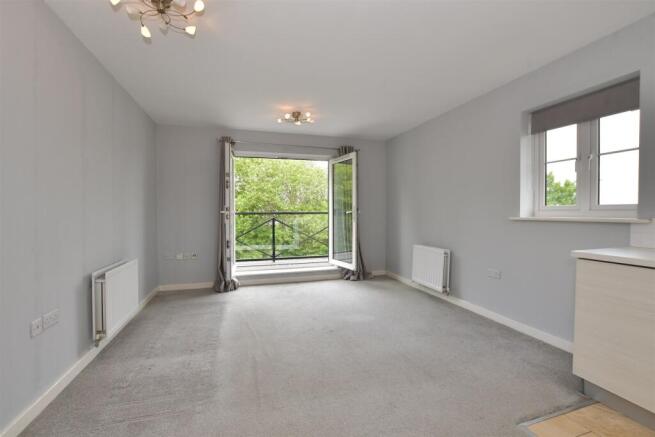 Lounge/Dining/ Kitchen Area