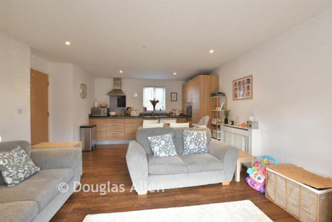 Lounge/Kitchen /Dining Room