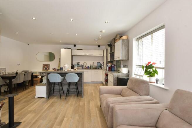 Lounge/Kitchen/ Dining Room