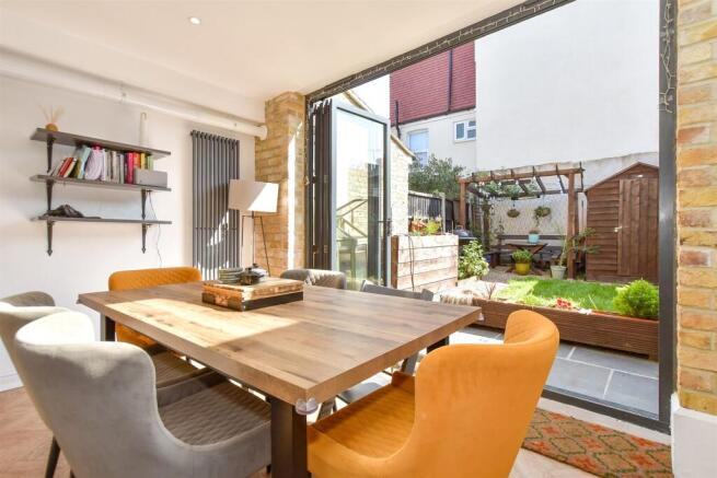 Kitchen/Breakfast Room