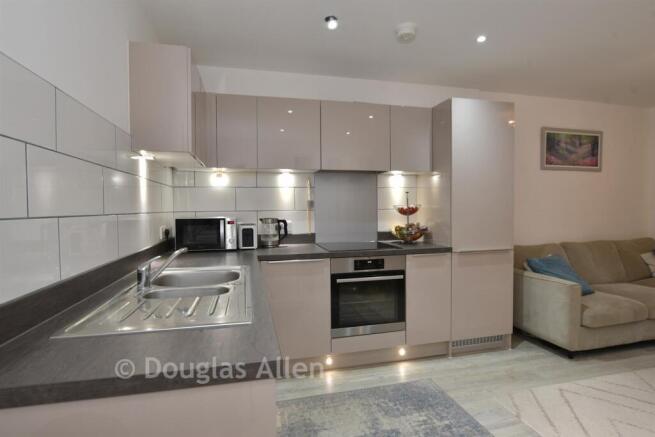 Lounge/Kitchen /Dining Room