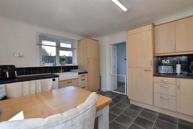 Kitchen/Dining Room