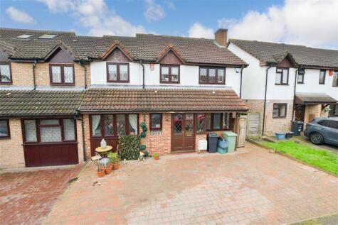 Oakhurst Close, Barkingside, Essex