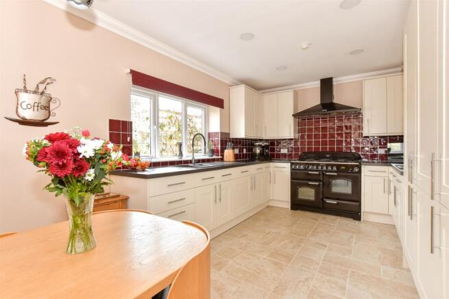 Kitchen/Breakfast Room