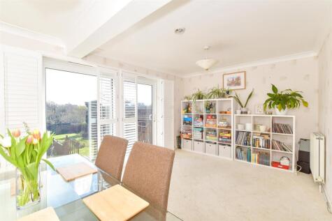 Victoria Road, Freshwater, Isle of Wight