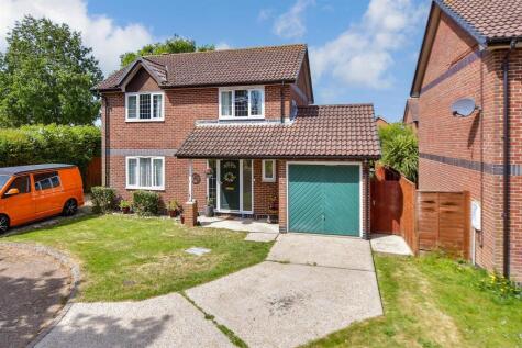 Fleet Way, Shalfleet, Newport, Isle of Wight