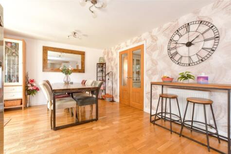 Hooke Close, Freshwater, Isle of Wight