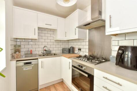 Ash Road, Newport, Isle of Wight