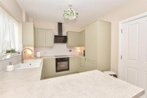 Imperial Way, Singleton, Ashford, Kent