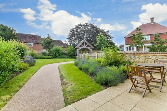 Communal Rear Garden