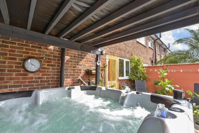 External Lifestyle Photograph