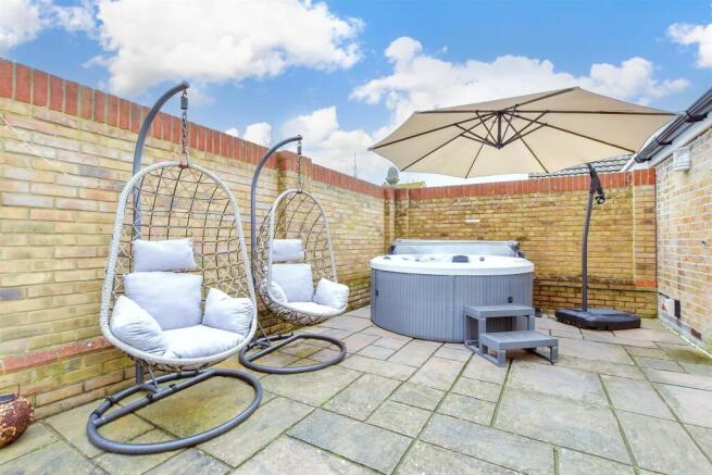 Patio / Decking