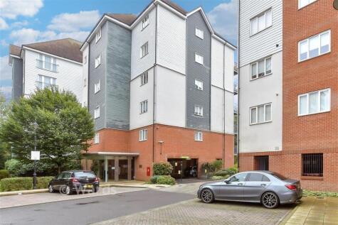 Westwood Drive, Canterbury, Kent