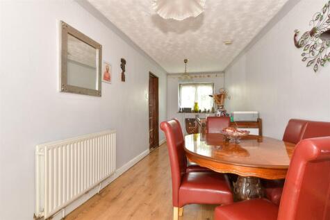 Central Park Gardens, Chatham, Kent