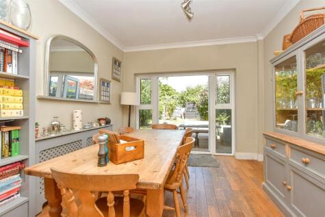 Magpie Hall Road, Chatham, Kent