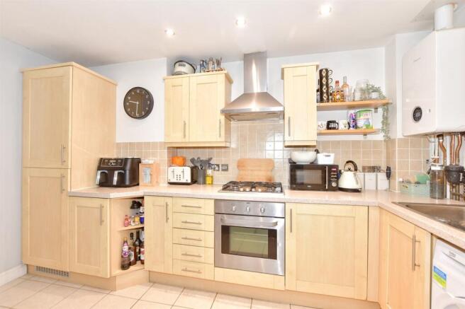 Lounge/ Kitchen