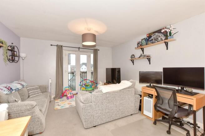 Lounge/ Kitchen