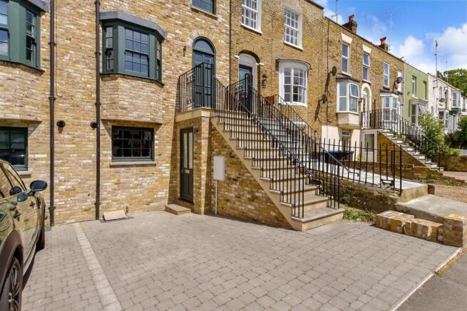 Driveway/Parking