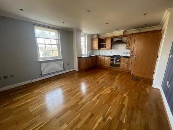 Lounge/Kitchen