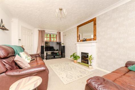 Redding Close, Dartford, Kent