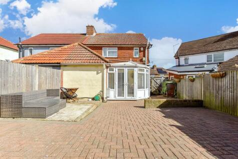 Davis Avenue, Deal, Kent