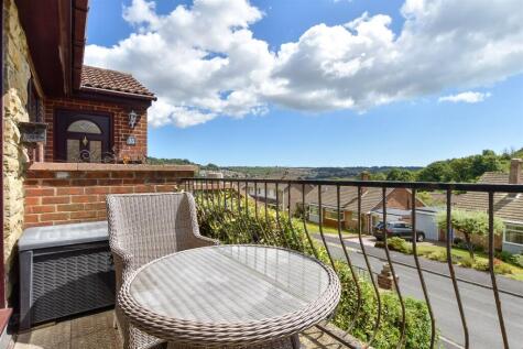 Woodland Close, River, Dover, Kent