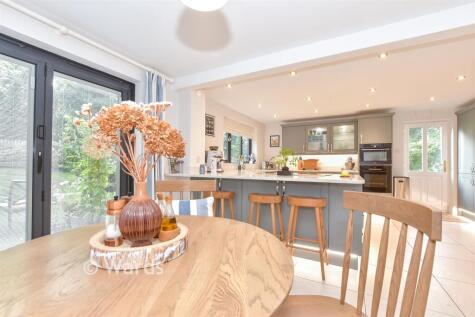 Pharos Drive, Dover, Kent