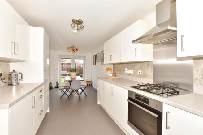 Kitchen/ Breakfast Room