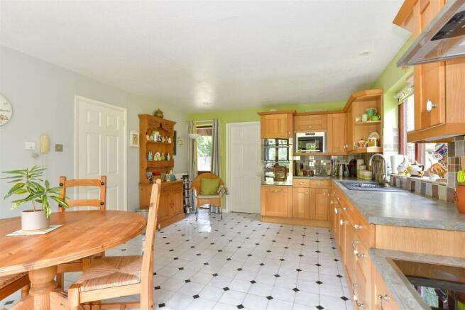 Kitchen/Breakfast Room