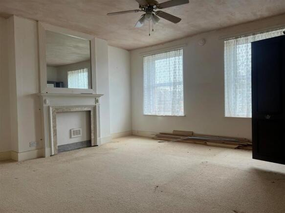 Reception Room/Bedroom 3