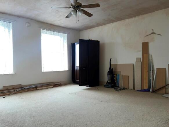 Reception Room/Bedroom 3