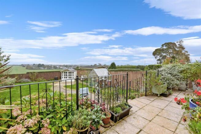 Patio / Decking
