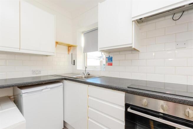 Kitchen/Lounge