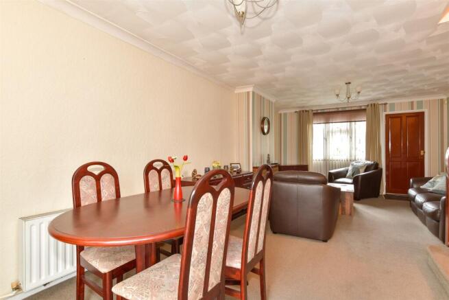 Lounge/Diner