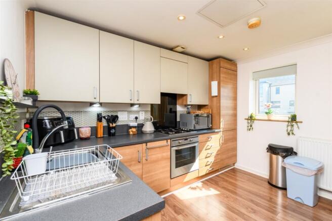 Lounge/Kitchen