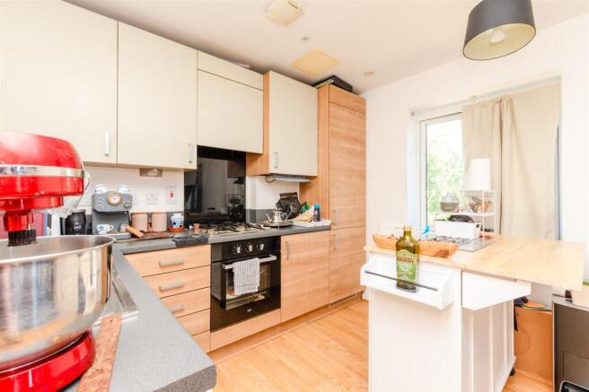 Lounge/Kitchen