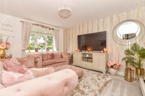 Blenheim Place, Headcorn, Kent