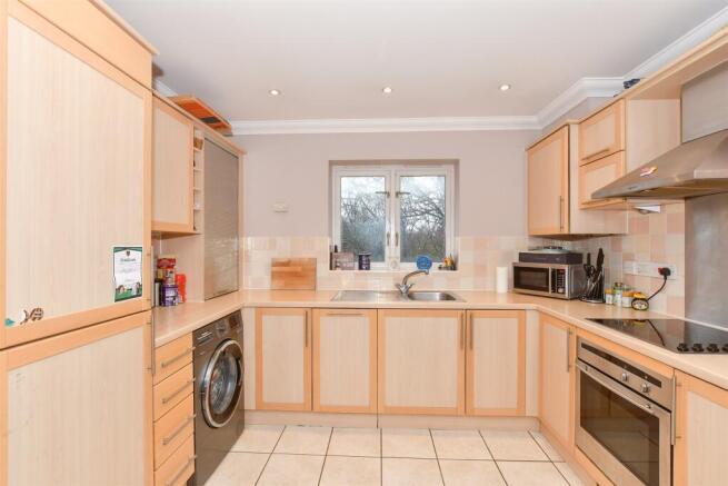 Lounge/Kitchen