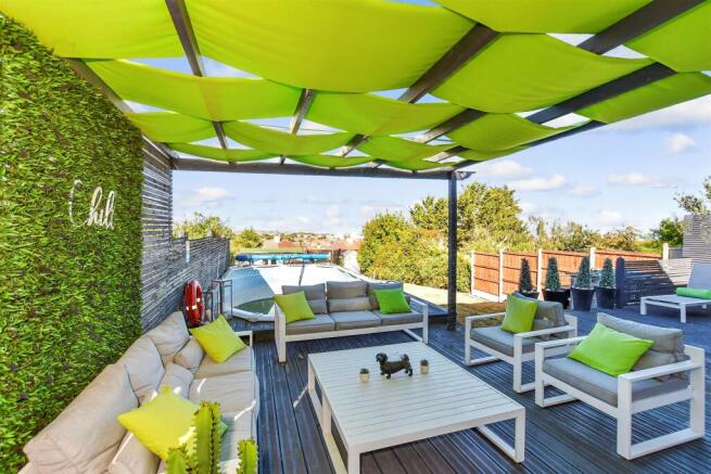 Patio / Decking