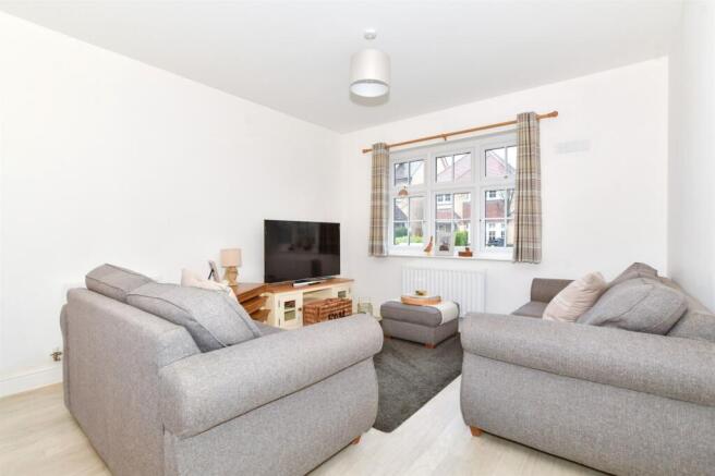 Lounge/Kitchen