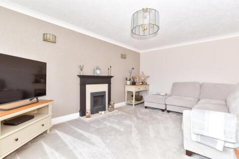 Chatfield Way, Bradbourne Fields, East Malling, Kent