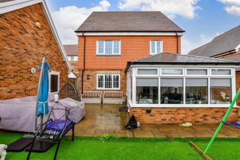 Lodge Close, Allington, Maidstone, Kent