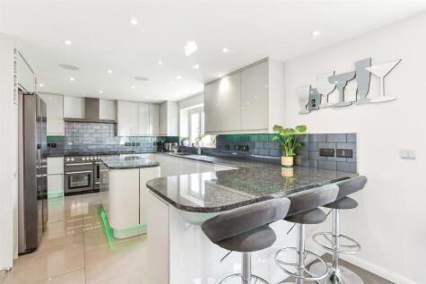 Fullingpits Avenue, Maidstone, Kent