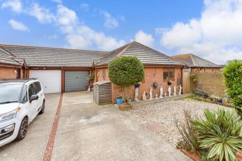 Lade Fort Crescent, Lydd On Sea, Kent