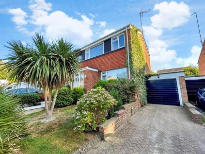 Silverspot Close, Rainham, Gillingham, Kent