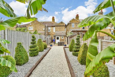 Breach Lane, Lower Halstow, Sittingbourne, Kent