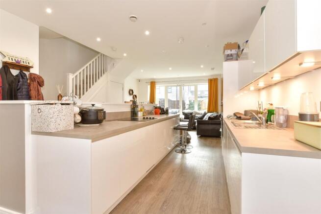 Kitchen/Lounge/ Dining Area