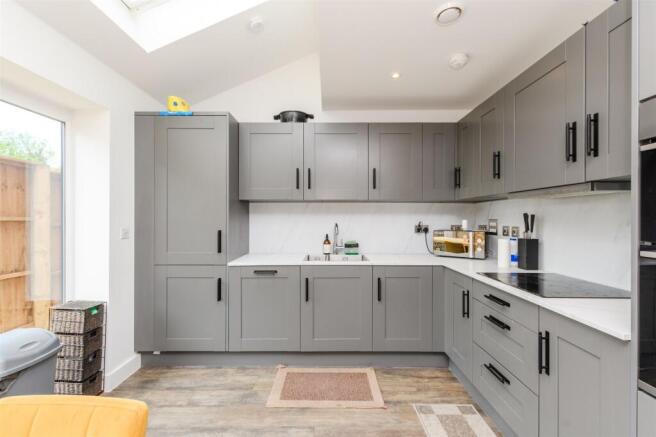Kitchen/Breakfast Room